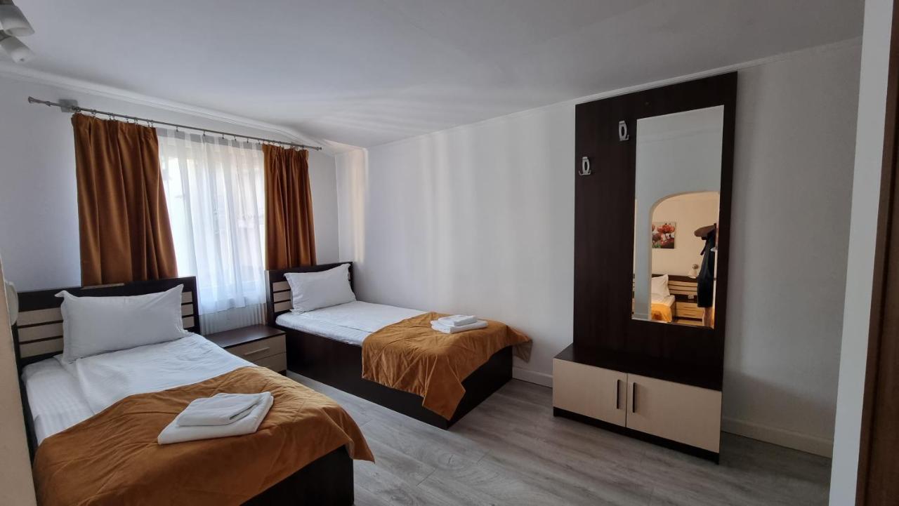 Vila Parc Cluj-Napoca Eksteriør bilde